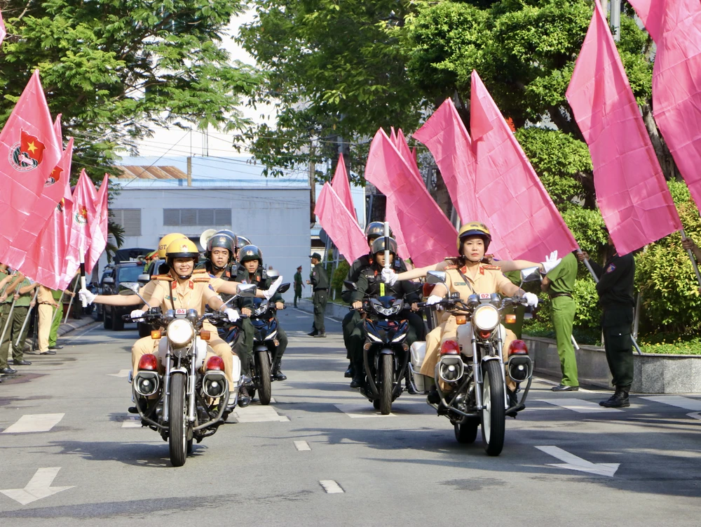 Các lực lượng ra quân Tháng Thanh niên năm 2023. Ảnh: PĐ