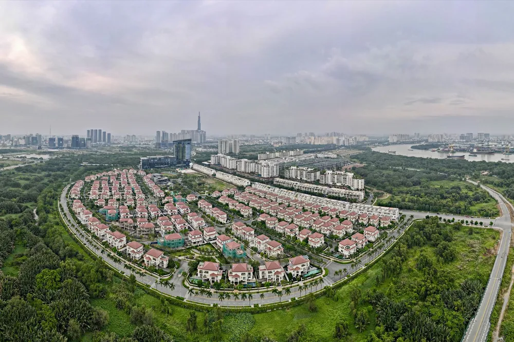 Khu đô thị Sala được xây dựng trên quỹ đất rộng hơn 150ha, nằm tại số 10 Mai Chí Thọ, khu đô thị mới Thủ Thiêm. Đây là dự án khu đô thị đầu tiên được triển khai xây dựng tại KĐT Thủ Thiêm, ra mắt từ năm 2015. Ảnh: BẢO PHƯƠNG