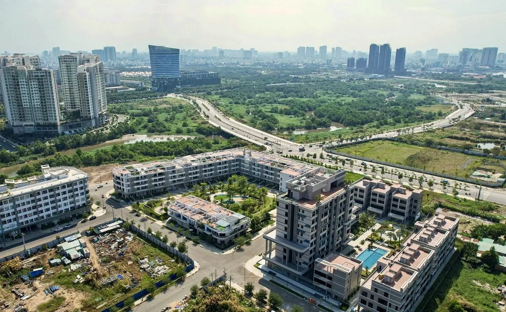 Theo quy hoạch 1/2.000, khu đô thị Thủ Thiêm được chia làm 5 khu vực chính gồm khu lõi trung tâm, các khu dân cư phía bắc, dọc đại lộ Mai Chí Thọ, phía đông và châu thổ phía nam; với 8 khu chức năng chính. Ảnh: BẢO PHƯƠNG