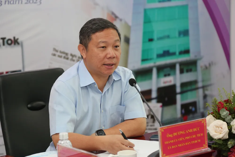 Phó Chủ tịch UBND TP.HCM Dương Anh Đức phát biểu chỉ đạo tại buổi làm việc. Ảnh: HOÀNG GIANG Phó Chủ tịch UBND TP.HCM Dương Anh Đức phát biểu chỉ đạo tại buổi làm việc. Ảnh: HOÀNG GIANG