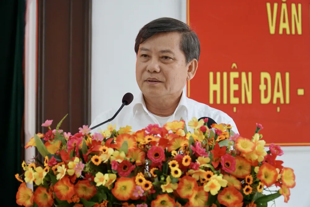 Viện trưởng VKSND tối cao Lê Minh Trí trả lời kiến nghị của cử tri quận 5. Ảnh: BẢO PHƯƠNG cu-tri-quan-5-3.JPG