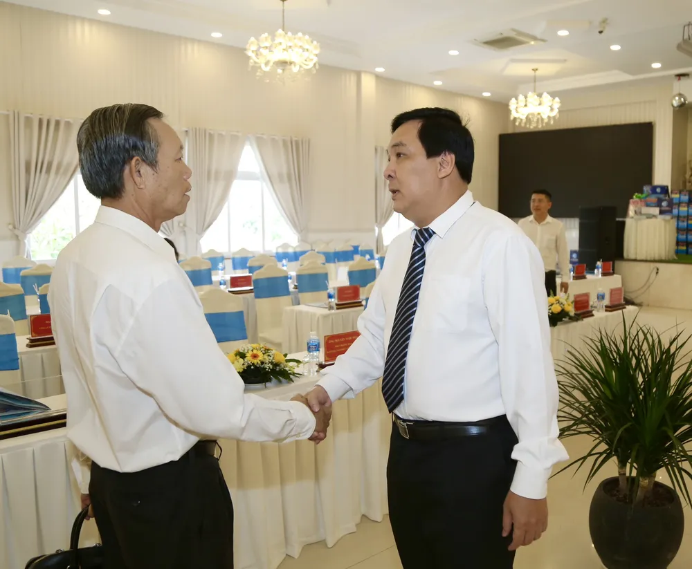 Đang diễn ra tọa đàm “Bảo vệ môi trường biển để phát triển kinh tế biển bền vững tại tỉnh Bình Thuận”