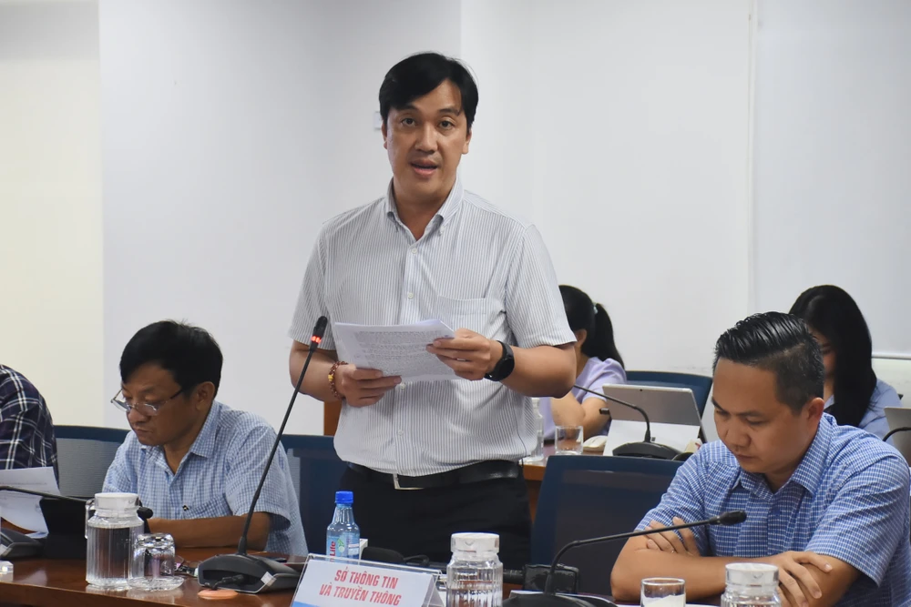 Ông Nguyễn Trịnh Đình Hòa, đại diện Sở TT-TT, thông tin về việc thực hiện kế hoạch ngừng sóng 2G tại TP.HCM. Ảnh: BP ngừng sóng 2G