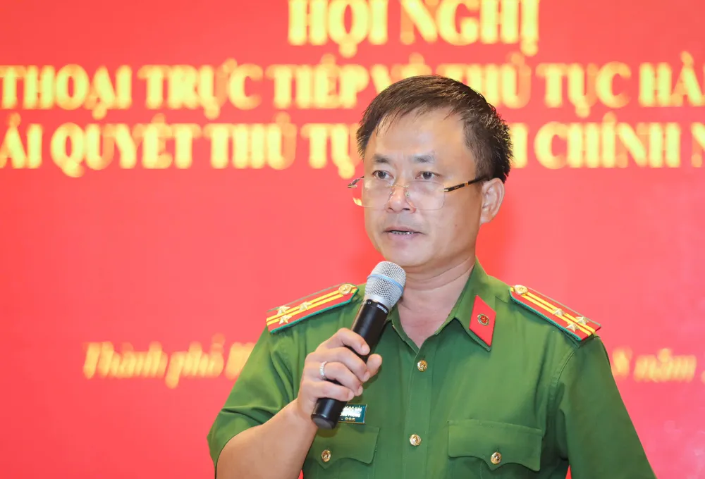 Thượng tá Nguyễn Ngọc Hải giải đáp thắc mắc về Luật Căn cước 2023. Ảnh: N.T luat-can-cuoc-2023-2.jpg