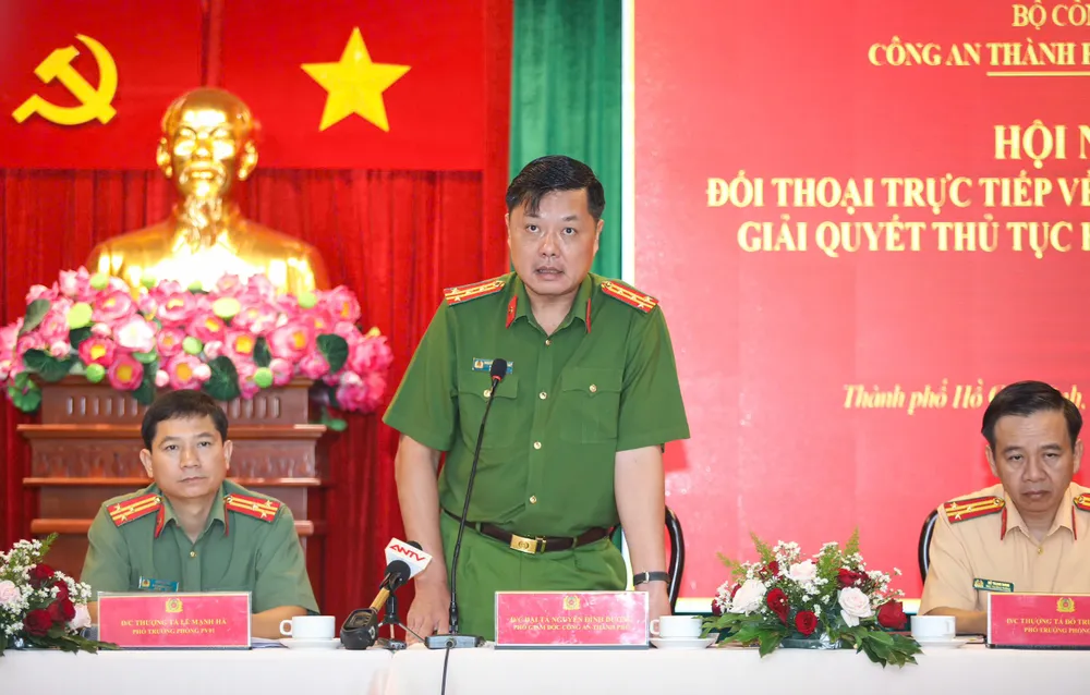 Đại tá Nguyễn Đình Dương, Phó Giám đốc Công an TP.HCM phát biểu tại hội nghị. Ảnh: N.T luat-can-cuoc-2023-4.jpg
