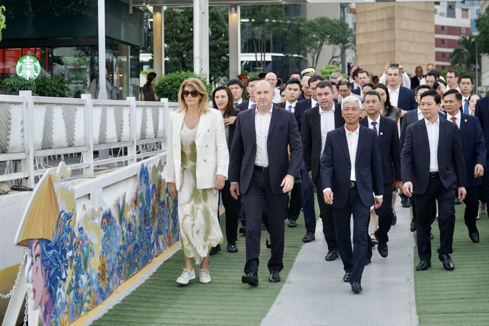 tong-thong-bulgaria-4.JPG Tổng thống Bulgaria