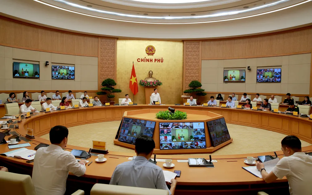 pho-thu-tuong-4.jpg Phó Thủ tướng đề nghị Hà Nội và TP.HCM sớm dự thảo thí điểm 'TP xanh, TP an toàn về giao thông'