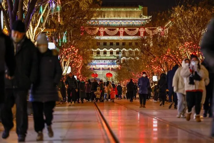 Trung Quốc ghi nhận hàng nghìn ca tử vong vì COVID-19, tuyên bố đã qua đỉnh dịch. Ảnh: EPA