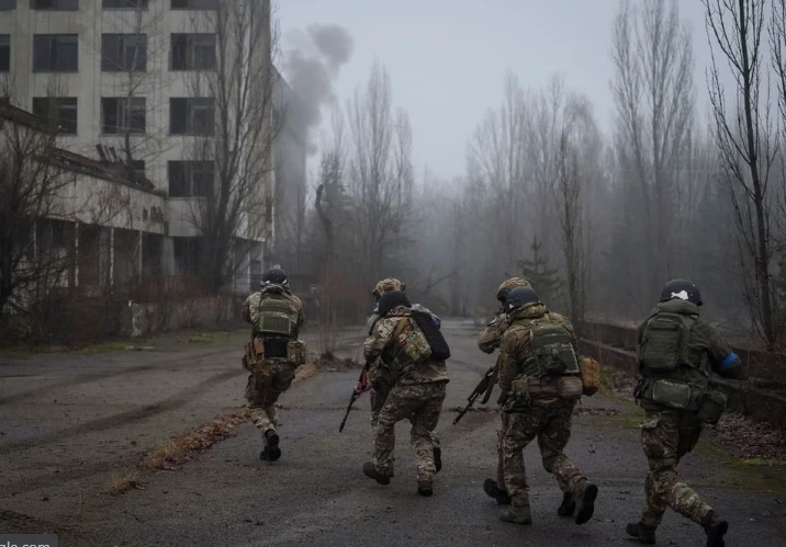 Quân Ukraine trong một cuộc tập trận hồi 20-1 gần Nhà máy điện hạt nhân Chernobyl,TP Pripyat (Ukraine). Ảnh: REUTERS Quân Ukraine trong một cuộc tập trận hồi 20-1 gần Nhà máy điện hạt nhân Chernobyl,TP Pripyat (Ukraine). Ảnh: REUTERS