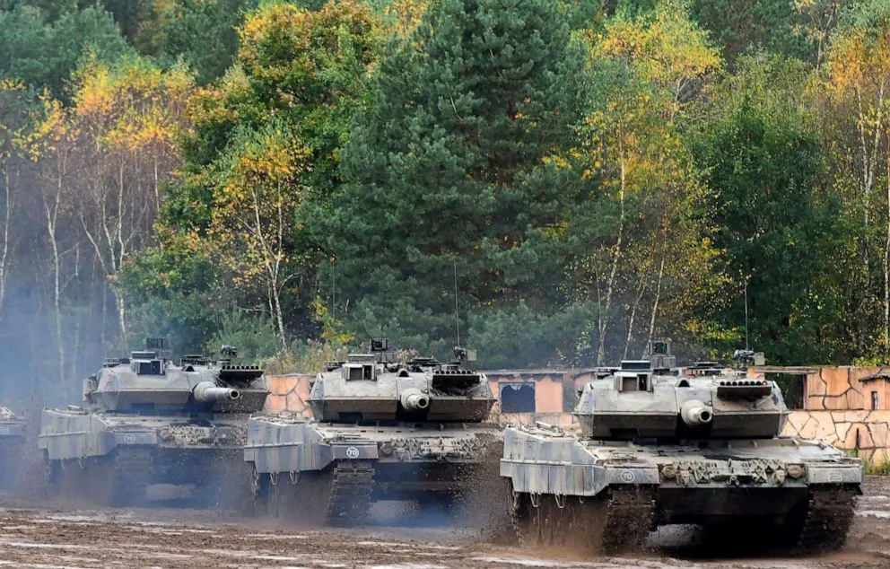 Xe tăng Leopard 2 trong một buổi huấn luyện tại khu quân sự Munster (Đức). Ảnh: AFP