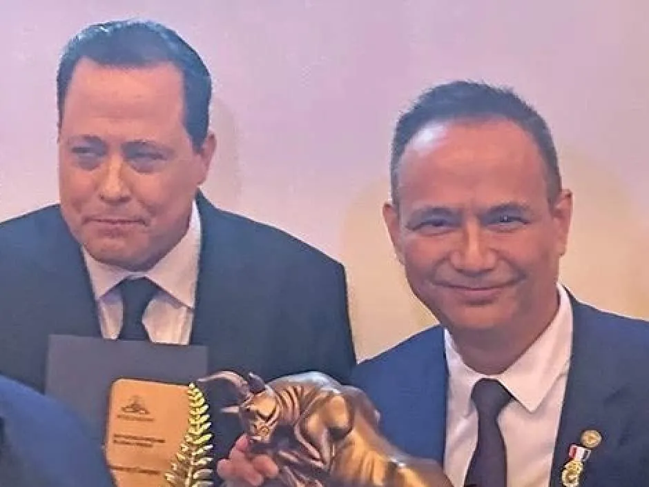 Elon Musk "giả mạo" tại sự kiện. Ảnh: ASIA FINANCE/TWITTER Elon Musk "giả mạo" tại sự kiện. Ảnh: ASIA FINANCE/TWITTER