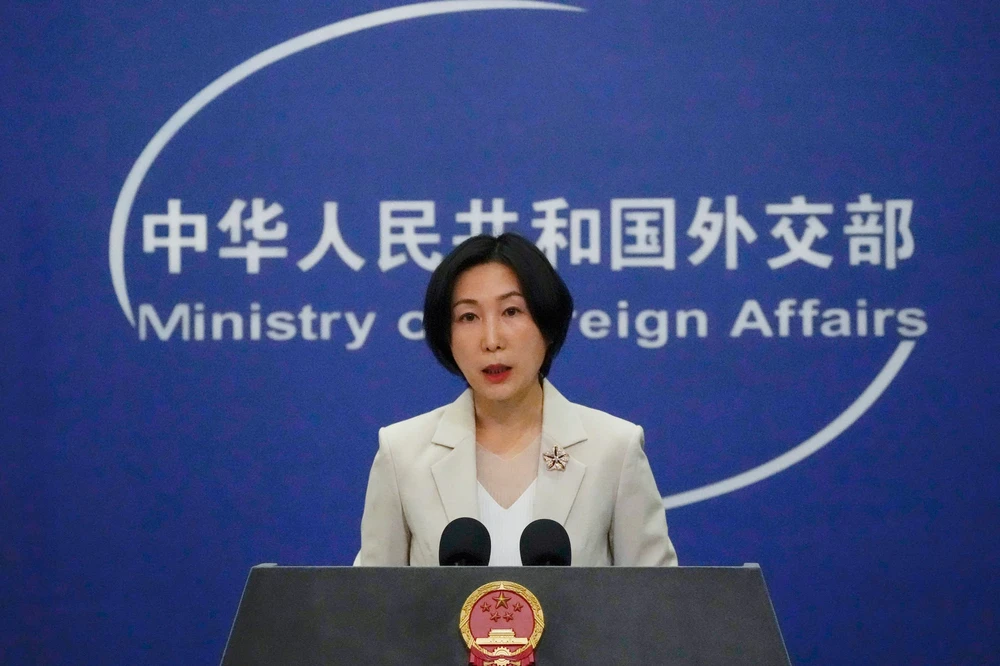 Phát ngôn viên Bộ Ngoại giao Trung Quốc - bà Mao Ninh. Ảnh: AP