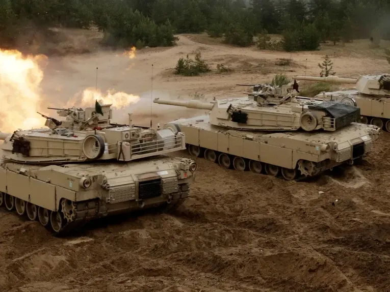 M1 Abrams của Mỹ