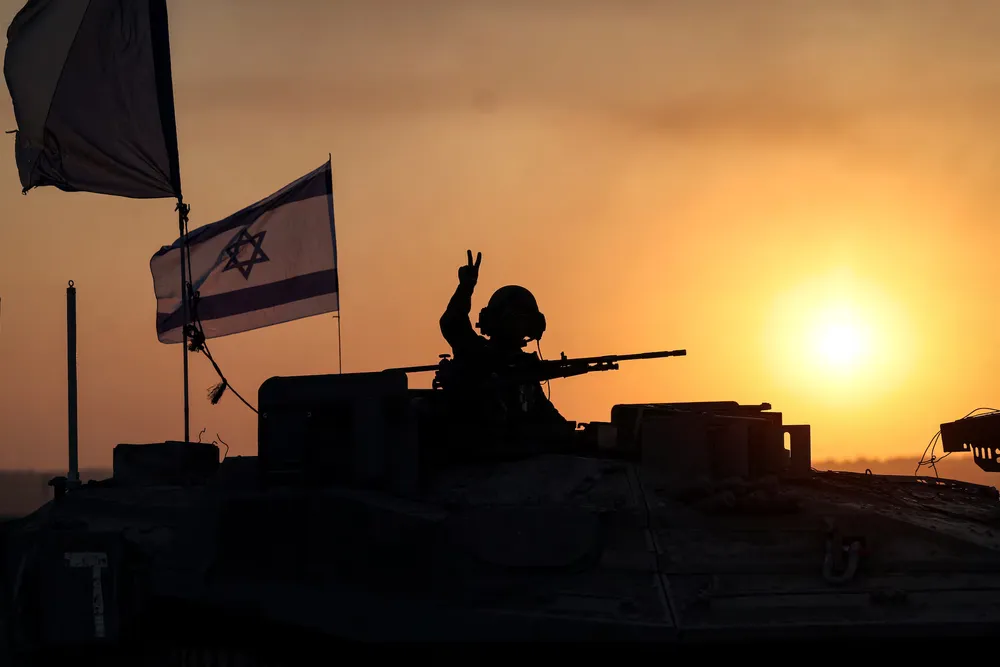 Binh sĩ Israel gần khu vực tiếp giáp Dải Gaza. Ảnh: REUTERS Israel-su-dung-AI-tai_Gaza.jpg