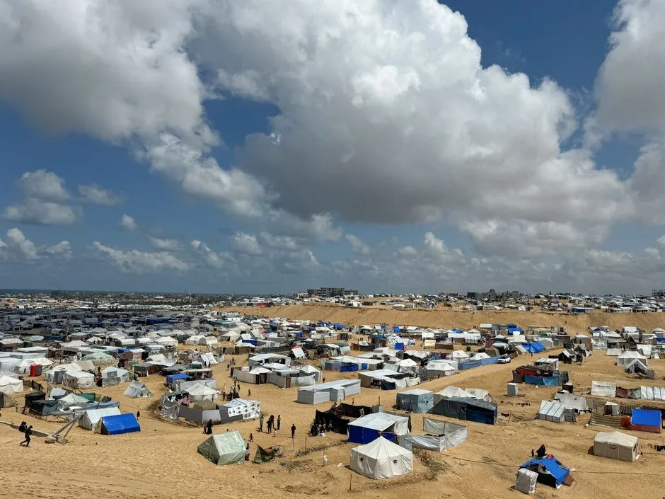 Lều tạm ở Rafah. Ảnh: REUTERS 8618072e7e1ecf6fda255157c3b52ab770f421a4.jpg