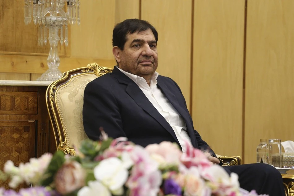 Phó Tổng thống thứ nhất Iran – ông Mohammad Mokhber được cho sẽ giữ vị trí tổng thống lâm thời của Iran sau khi Tổng thống Ebrahim Raisi qua đời trong tai nạn trực thăng. Ảnh: AP Ai sẽ kế nhiệm tổng thống Iran khi ông qua đời trong vụ rơi trực thăng?