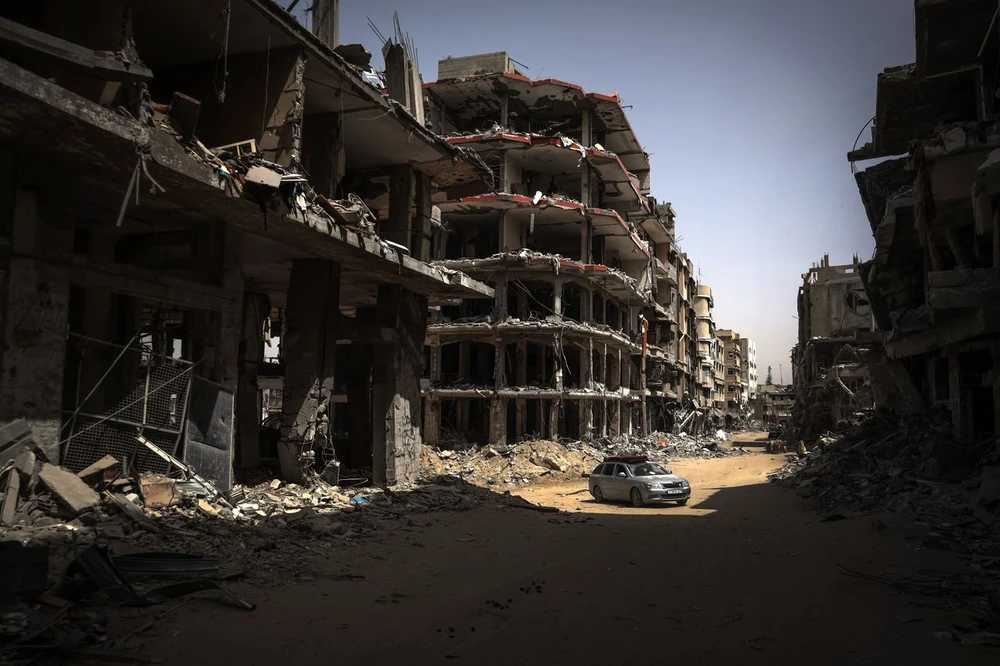 Nhiều khu vực ở Gaza bị các cuộc tấn công của Israel tàn phá nặng nề. Ảnh: THE WALL STREET JOURNAL 01b432458b0fc004e340c949b7642d3393ca954f.jpg
