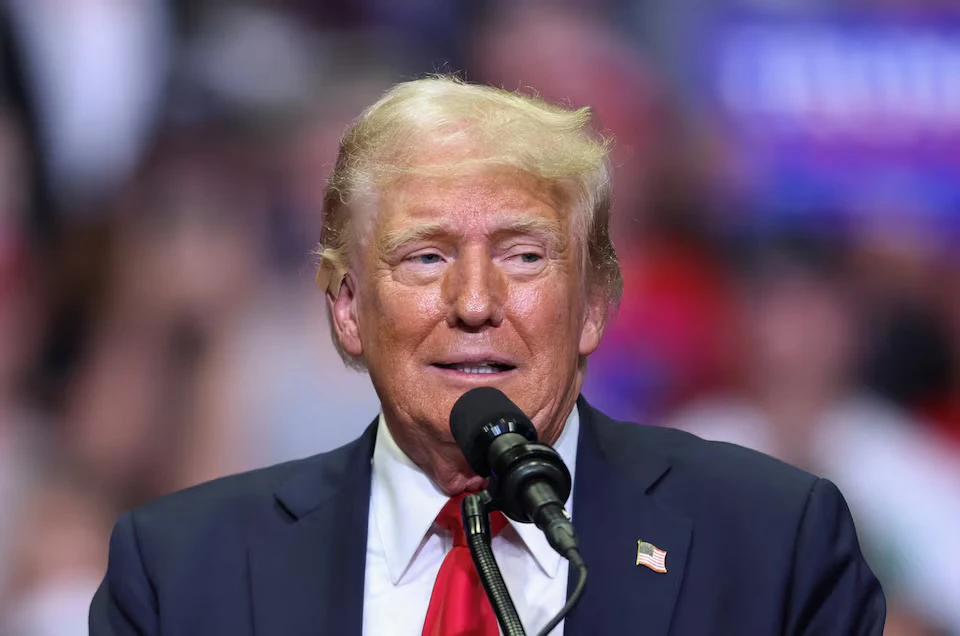 Cựu Tổng thống Mỹ Donald Trump tại cuộc vận động tranh cử tại bang Michigan hôm 20-7. Ảnh: REUTERS V3X62MG6SNK7XFUQ7GBAID3ZZU.jpg
