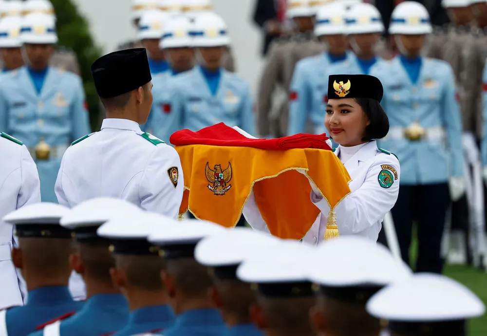 Lễ kỷ niệm 79 năm quốc khánh của Indonesia ở thủ đô mới Nusantara ngày 17-8. Ảnh: REUTERS indonesia lễ quốc khánh thủ đô mới 3.png