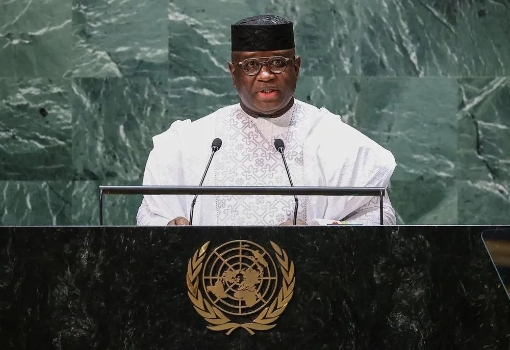 Tổng thống Sierra Leone Julius Maada Bio phát biểu tại Đại hội đồng LHQ vào tháng 9-2023. Ảnh: REUTERS 2023-09-20t203225z-2146326880-rc2kc3ave768-rtrmadp-3-un-assembly-20240828223508915.webp