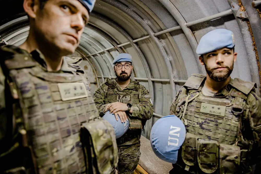 Một số thành viên của UNIFIL. Ảnh: THE WASHINGTON POST luc-luong-gin-giu-hoa-binh-o-Lebanon.webp