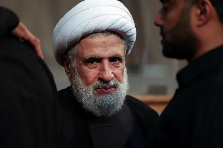Ông Naim Qassem. Ảnh: REUTERS 2024-08-02T153649Z_1771476794_RC2R79A68LXD_RTRMADP_3_ISRAEL-PALESTINIANS-LEBANON-HEZBOLLAH-CONDOLENCES-1727552125.webp