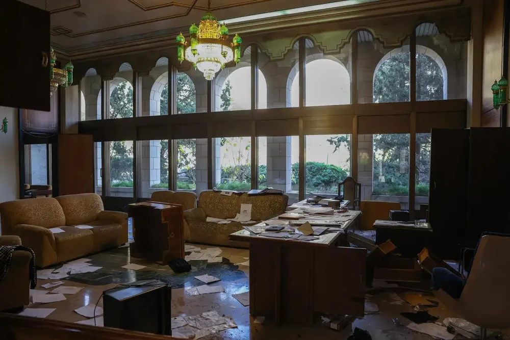 Dinh tổng thống Syria bị xới tung sau chính biến