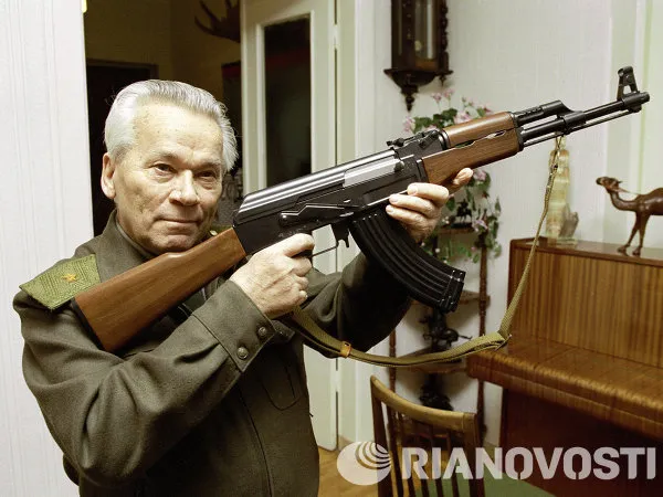 Tốp 10 vũ khí uy lực nhất của Nga ảnh 2 Tốp 10 vũ khí uy lực nhất của Nga ảnh 2