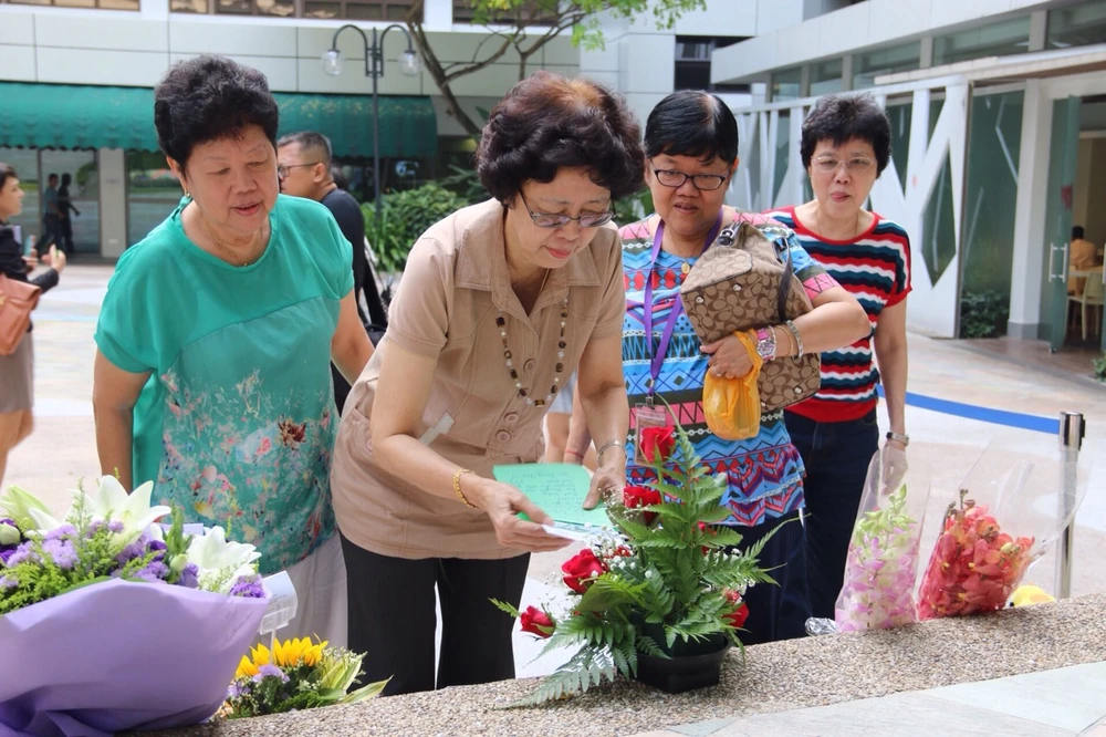 'Tốn hàng triệu đô cũng không thể mua nụ cười ông Diệu' ảnh 16 'Tốn hàng triệu đô cũng không thể mua nụ cười ông Diệu' ảnh 16