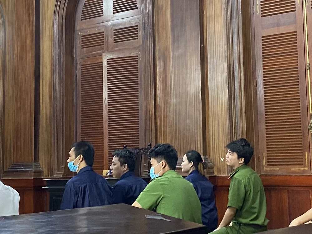 Mua bán trái phép chất ma túy