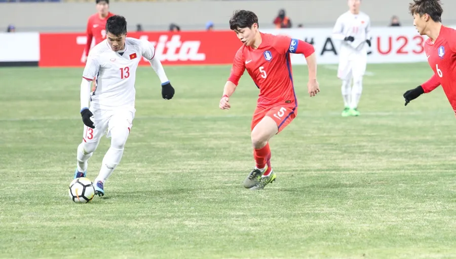 HLV Park Hang-seo: ‘Tiếc là tiền đạo chơi chưa tốt!’ ảnh 2