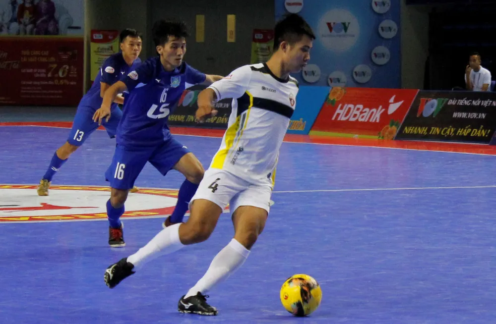 Máu lửa và kịch tính ngày khai màn ảnh 1 Máu lửa và kịch tính ngày khai màn ảnh 1