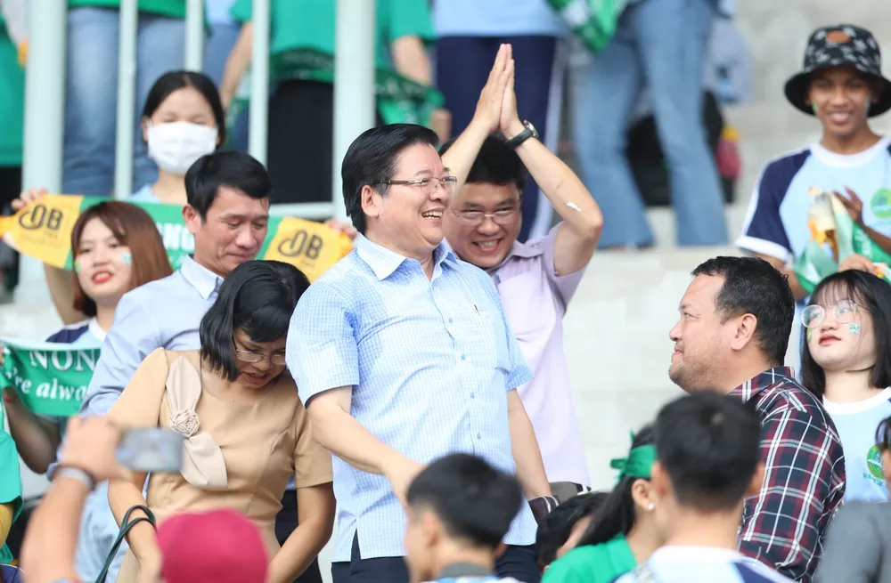 Đằng sau chiếc vé bán kết cho đội bóng của bầu Đức ảnh 5 Đằng sau chiếc vé bán kết cho đội bóng của bầu Đức ảnh 5