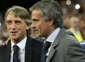 Ronaldo ra sân cho Manchester United, mừng hay lo? ảnh 4 Chưa ai qua nổi Mourinho ở đấu trường Serie A
