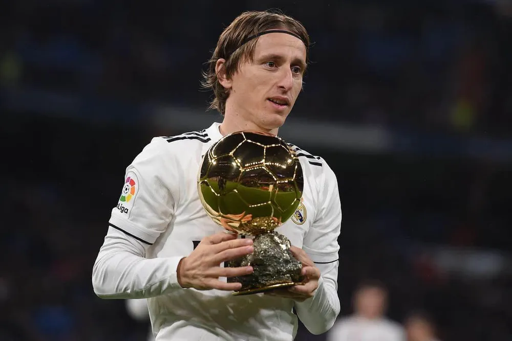 Luca Modric vẫn là một cái &quot;hot&quot; trên thị trường chuyển nhượng. Ảnh: CGI.