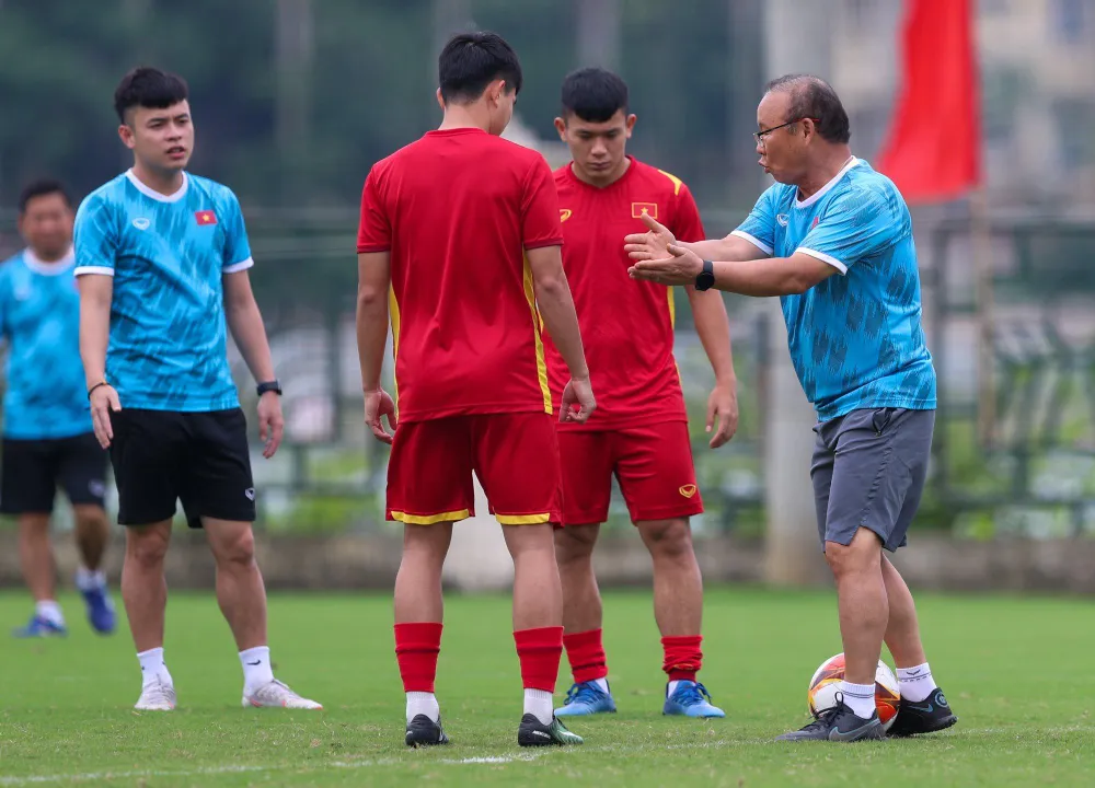 Các cầu thủ chạy biên là thứ vũ khí lợi hại của đội tuyển U-23 Việt Nam sau ba trận ở SEA Games 31 đã nhiều lần khai thông bế tắc cho đồng đội, nhưng ông Park vẫn muốn họ làm hiệu quả hơn thế.