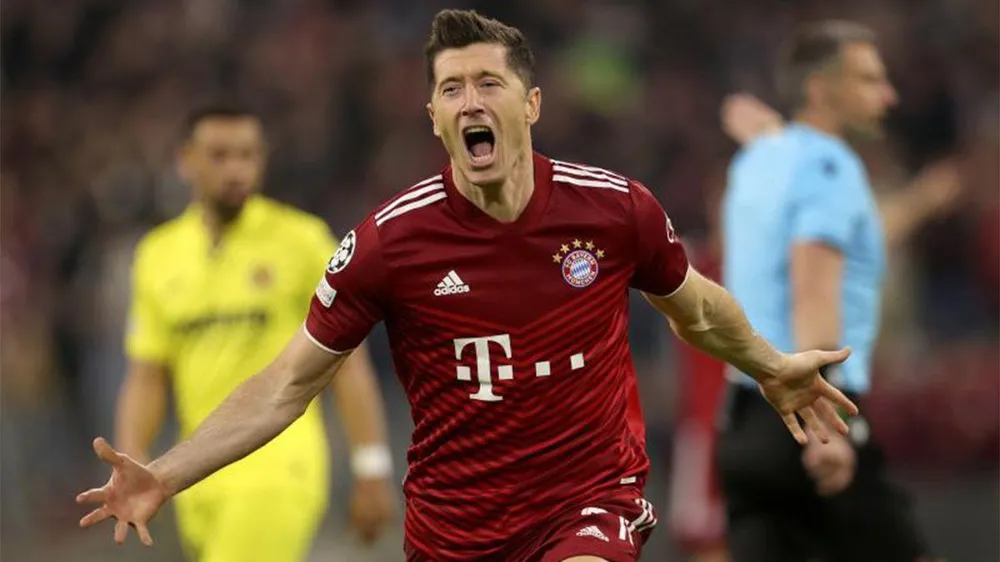 Lewandowski như gừng càng già càng cay. Ảnh: CGI.