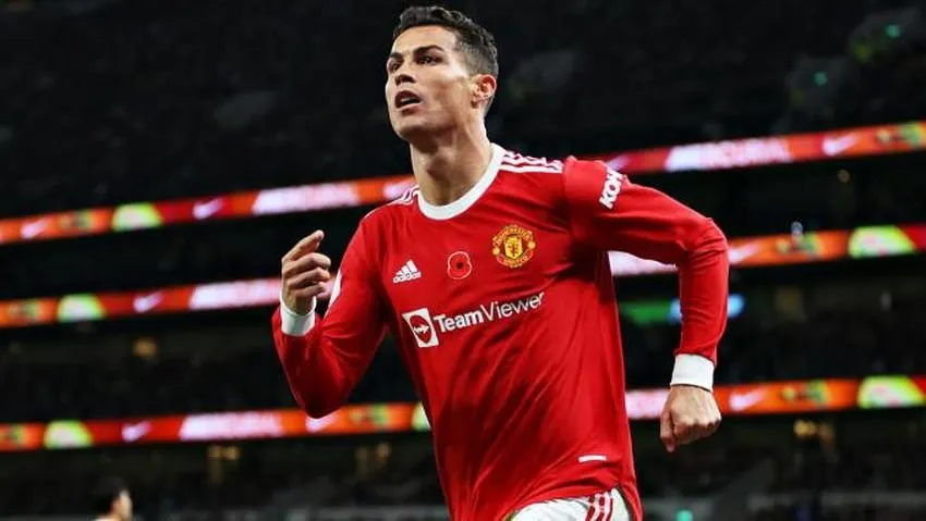 Ronaldo vẫn chưa có quyết định cuối cùng về việc đi hay ở lại MU. Ảnh: CGI. Ronaldo vẫn chưa có quyết định cuối cùng về việc đi hay ở lại MU. Ảnh: CGI.