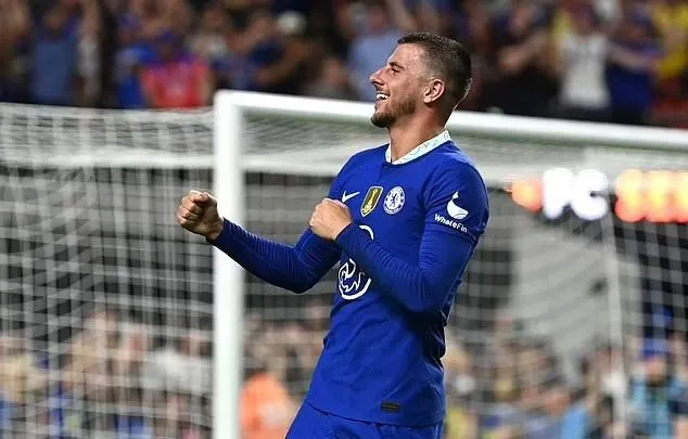 Chân sút của The Blues phấn khích sau khi có bàn thắng. Ảnh: CGI. Chân sút của The Blues phấn khích sau khi có bàn thắng. Ảnh: CGI.