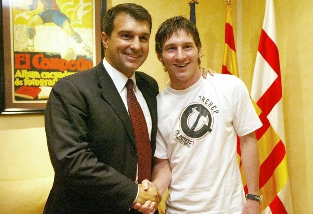 Chủ tịch Barca mong muốn Messi trở lại ngôi nhà thứ hai của mình là sân Camp Nou trong những năm cuối sự nghiệp. Ảnh: CGI.