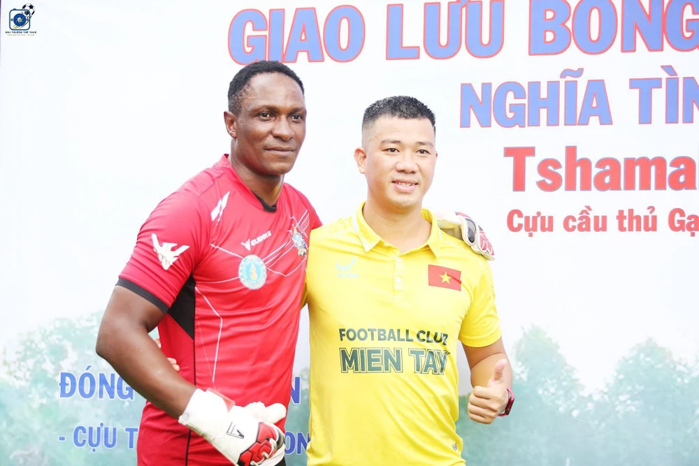 Tshmala bất ngờ với nghĩa cử của bạn bè cùng các Mạnh Thường Quân và rất biết ơn những tấm lòng vàng đến với mình trong cơn hoạn nạn.