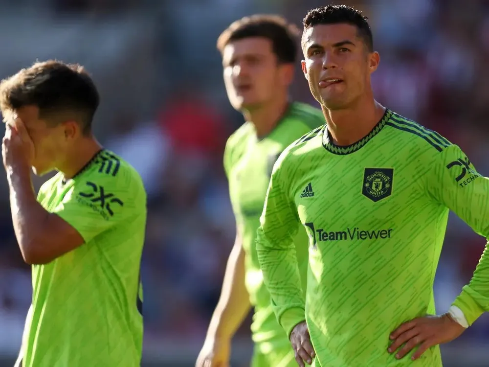 Ronaldo có mặt trong trận MU thua thảm Brentford 0-4. Ảnh: CGI.