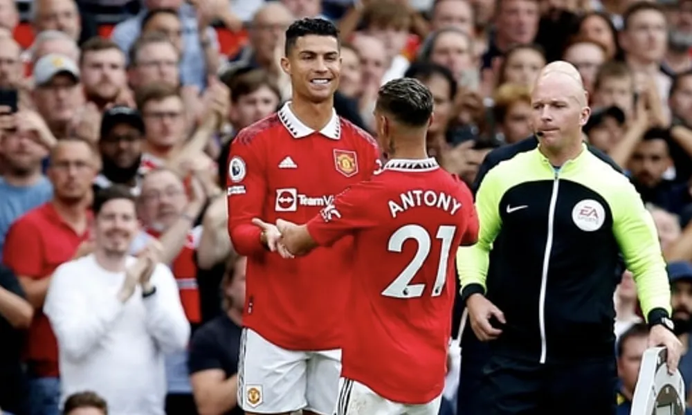 Antony chiếm suất chơi chính và rất dễ làm quên Ronaldo. Ảnh: CGI. Antony chiếm suất chơi chính và rất dễ làm quên Ronaldo. Ảnh: CGI.