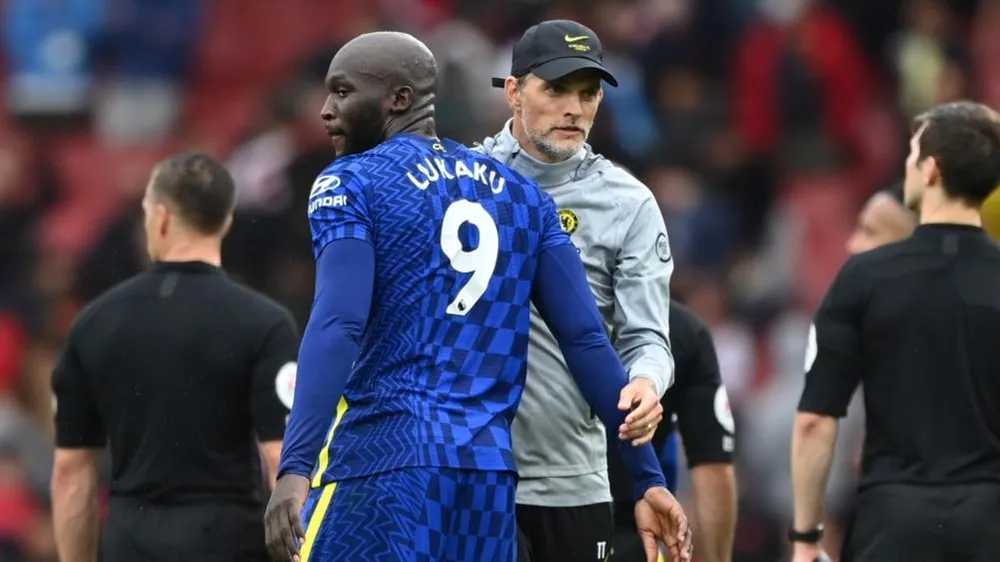 Lukaku có thể ấp ủ dự định trở lại Chelsea khi thầy cũ Tuchel không còn ở Stamford Bridge. Ảnh: CGI.