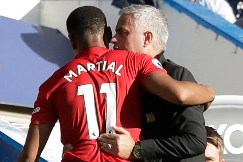 Martial bị ông Mourinho thay đổi số áo và cho rằng anh là cậu bé hư hỏng. Ảnh: CGI.
