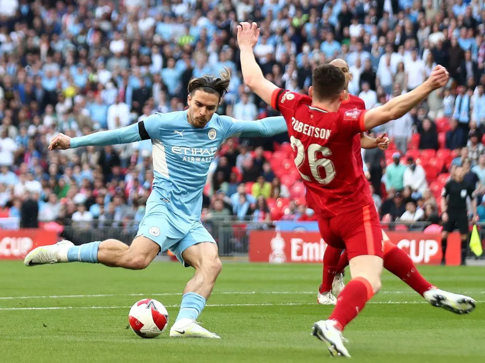 Grealish không có nhiều bóng để chơi trong đội hình Man City. Ảnh: CGI.