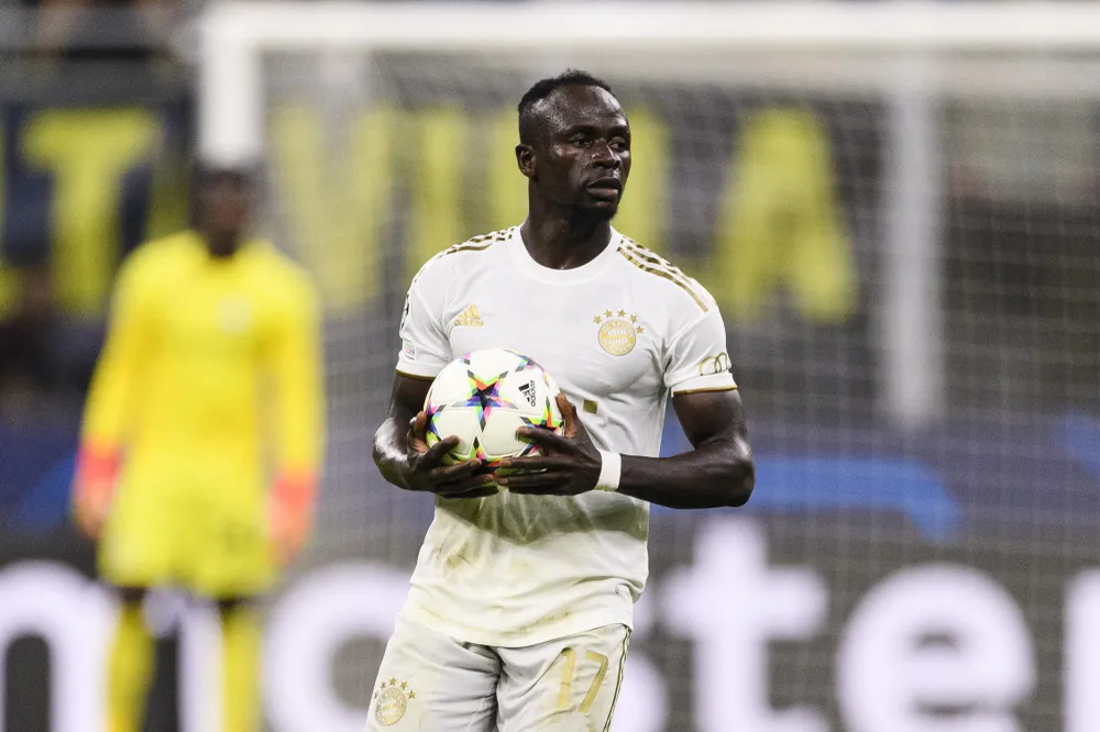 Chân sút người Senegal có dấu hiệu lạc lõng ở &quot;Hùm xám&quot; nước Đức. Ảnh: CGI.