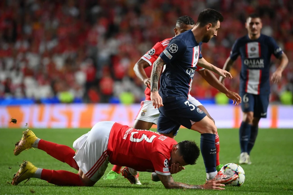 Tiền đạo người Argentina có bàn thắng vào lưới Benfica và sau đó không may gặp chấn thương. Ảnh: CGI.