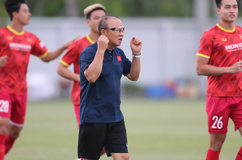 Tinh thần chiến đấu cao là điều ông Park luôn truyền cho các tuyển thủ Việt Nam. Ảnh: ANH PHƯƠNG.