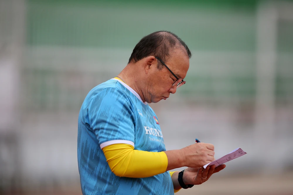 Ông thầy người Hàn Quốc đã suy tính rất kỹ trước khi nói lời chia tay với bóng đá Việt Nam. Ảnh: ANH PHƯƠNG.